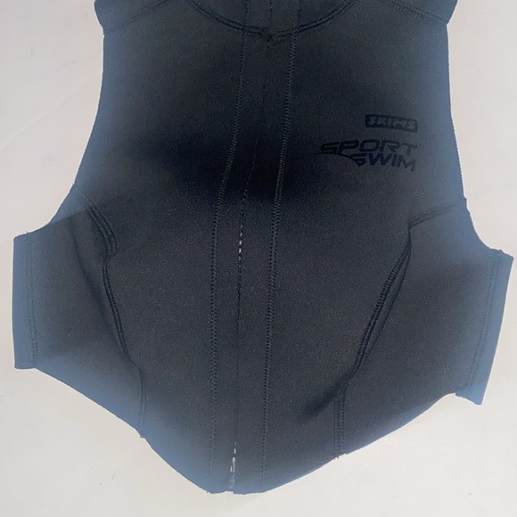 SKIMS NWT SWIM SPORT SCUBA ONYX BLACK ZIP FRONT SURF CROP TOP XXS - Picture 9 of 12